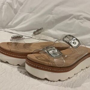Chinese Laundry Clear Platforms size 5.5